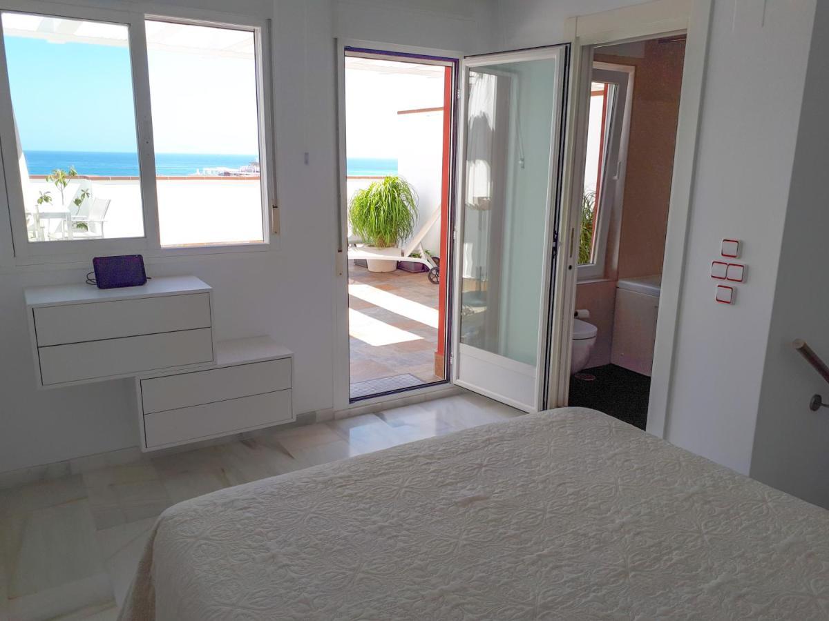 Appartement Atico Duplex Con Vistas Al Mar. Dos Plazas De Garaje à Torremolinos Extérieur photo