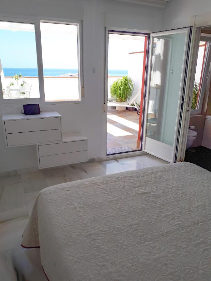Appartement Atico Duplex Con Vistas Al Mar. Dos Plazas De Garaje à Torremolinos Extérieur photo